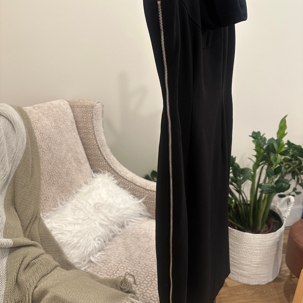 Calvin Klein Black Sleeveless Sheath Dress with side zipper details. - Picture 5 of 6